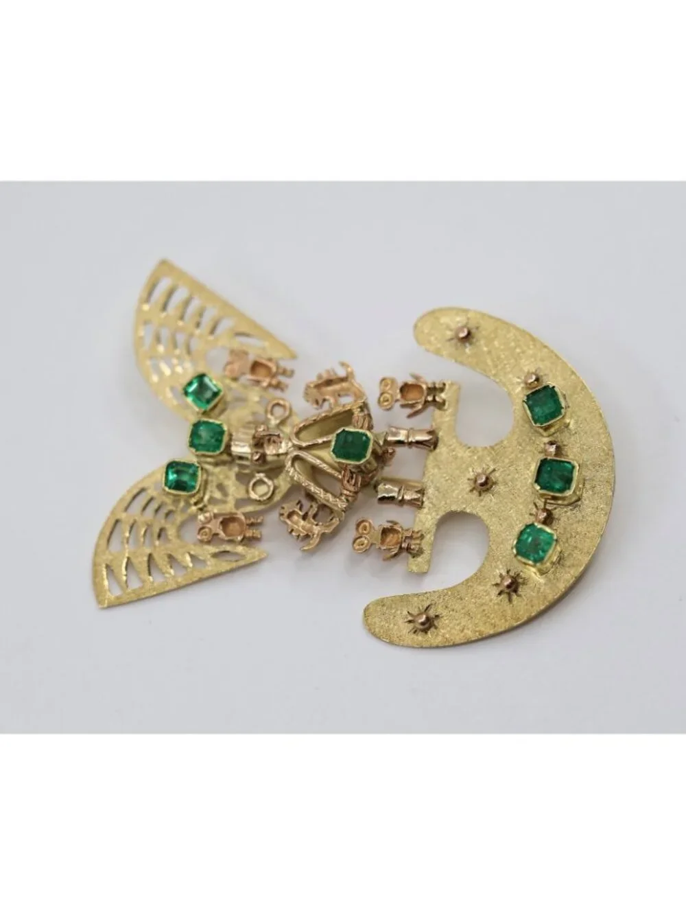 Vintage 18K Gold 7 Emerald Tairona Pre Columbian Brooch Pendant 22.7g Estate Art
